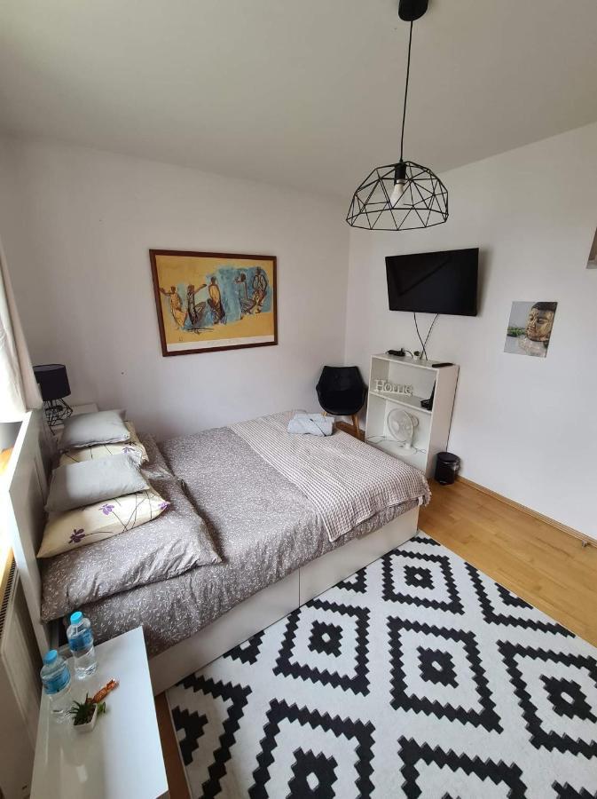 Apartament Francuska Pokoje Rooms Varsovia Exterior foto